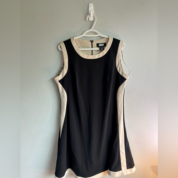 DKNY Black mod style ,contrasting, color block sleeveless dress - Picture 1 of 4
